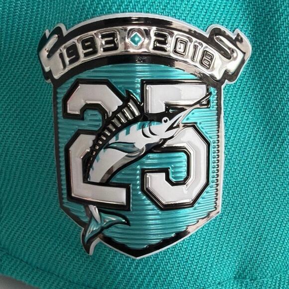 Míami Marlins vintage hat 1993 & 2018 champions oficial on field hat sz7 - Picture 4 of 5